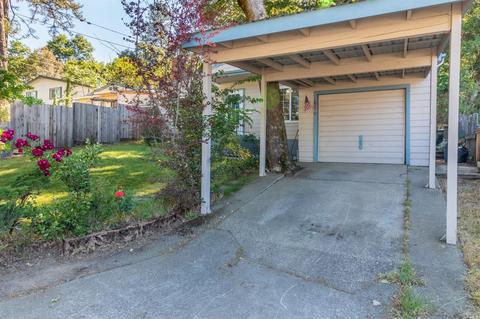 1241 Magnolia St, Willits, CA 95490 photo 2
