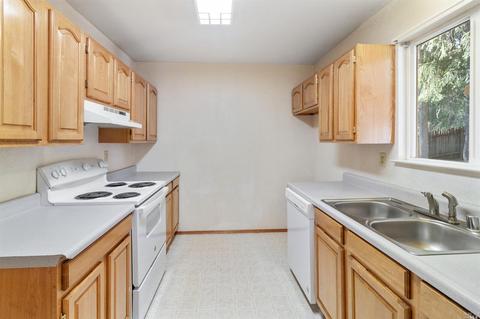 1544 Padula Dr, Willits, CA 95490 photo 5