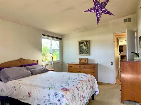 27 Nova Ln, Novato, CA 94945 photo 14
