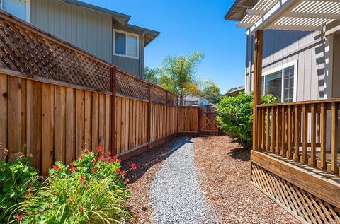 585 Peppertree Dr, Windsor, CA 95492 photo 29