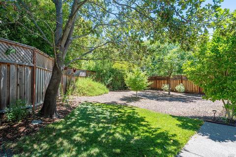 585 Peppertree Dr, Windsor, CA 95492 photo 28