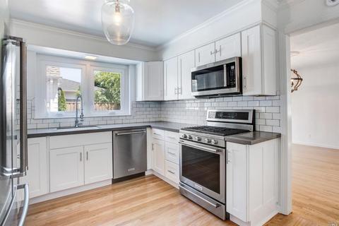 866 4th St E, Sonoma, CA 95476 photo 5