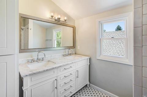 866 4th St E, Sonoma, CA 95476 photo 10