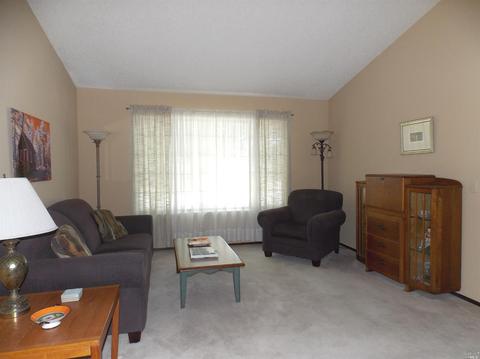 9549 Jessica Dr, Windsor, CA 95492 photo 10