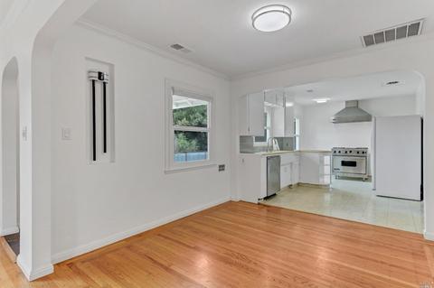 1028 Summit Ave, Napa, CA 94559 photo 9