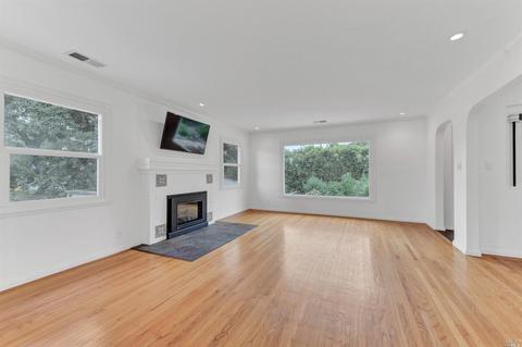 1028 Summit Ave, Napa, CA 94559 photo 7