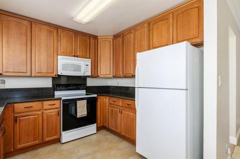 166 Carnation Cir, Vallejo, CA 94589 photo 13