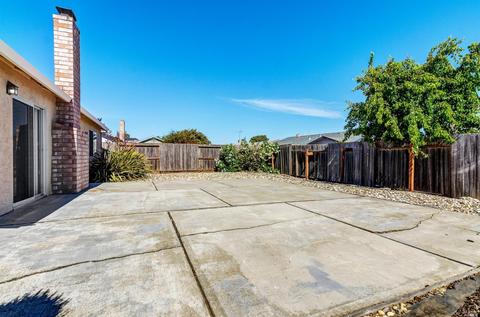 166 Carnation Cir, Vallejo, CA 94589 photo 24