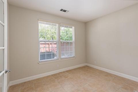 634 Mcginnis Cir, Cotati, CA 94931 photo 17