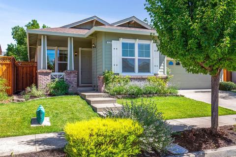 1226 Pedroncelli Dr, Windsor, CA 95492 photo 1