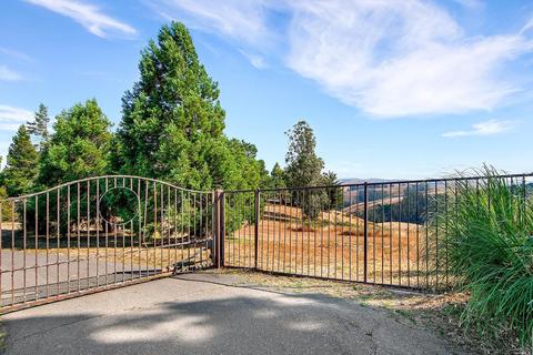 6000 Burnside Rd, Sebastopol, CA 95472 photo 1