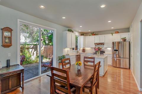 7013 18th Hole Dr, Windsor, CA 95492 photo 8