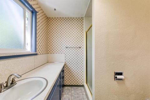 155 Washington Ave, Ukiah, CA 95482 photo 16