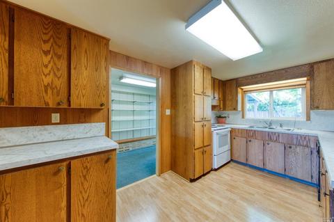 155 Washington Ave, Ukiah, CA 95482 photo 6