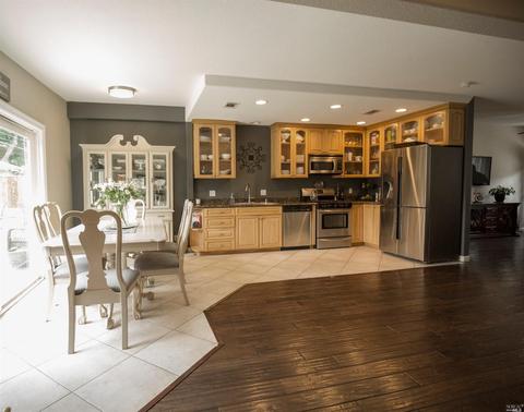 365 Hemlock St, Vacaville, CA 95688 photo 10