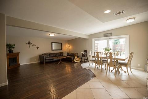 365 Hemlock St, Vacaville, CA 95688 photo 11