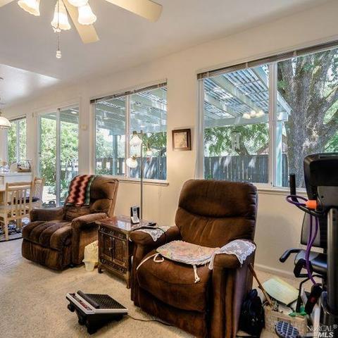8710 Holly Leaf Dr, Windsor, CA 95492 photo 11