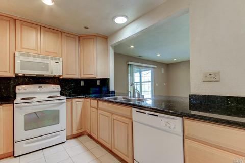 116 Wildflower Ave, Vallejo, CA 94591 photo 8