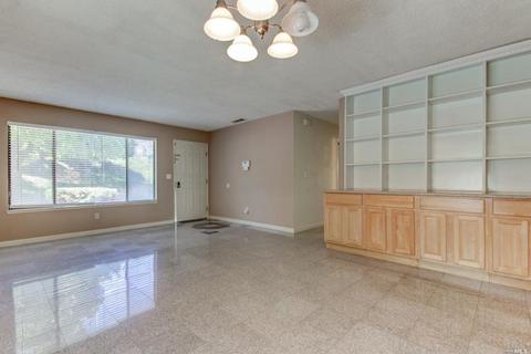 116 Wildflower Ave, Vallejo, CA 94591 photo 5