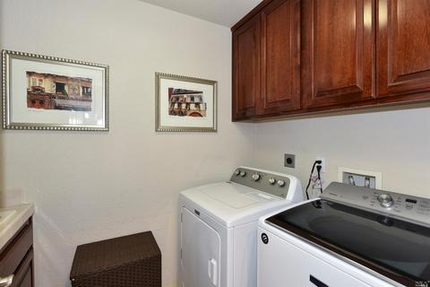 1158 Rochioli Dr, Windsor, CA 95492 photo 32