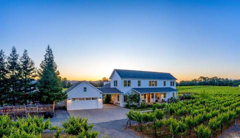 455 Limerick Ln, Healdsburg, CA 95448 photo 2