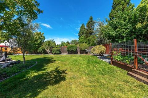 756 Prince George Way, Windsor, CA 95492 photo 32