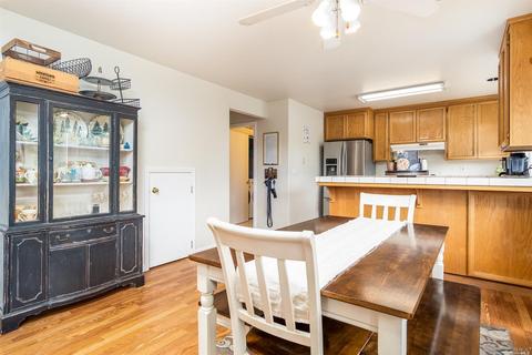 2391 Catalan Ct, Ukiah, CA 95482 photo 10