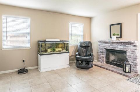 100 Chaffey Ct, Vacaville, CA 95687 photo 8