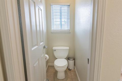 100 Chaffey Ct, Vacaville, CA 95687 photo 18