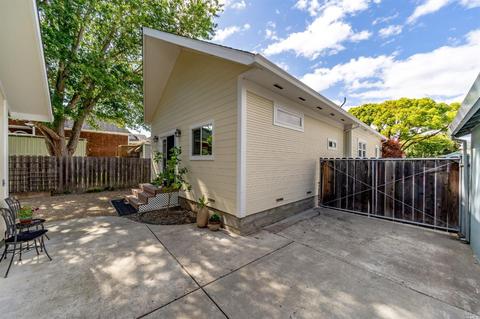 2333 2nd St, Napa, CA 94559 photo 41