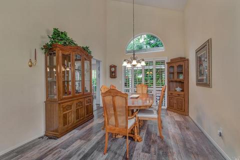 7014 Edinburgh Ct, Windsor, CA 95492 photo 12