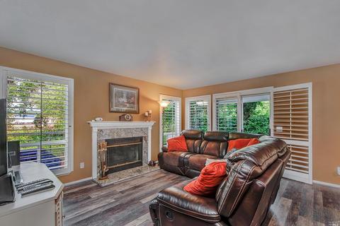 7014 Edinburgh Ct, Windsor, CA 95492 photo 16