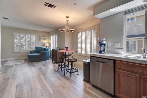 326 E St, Benicia, CA 94510 photo 20
