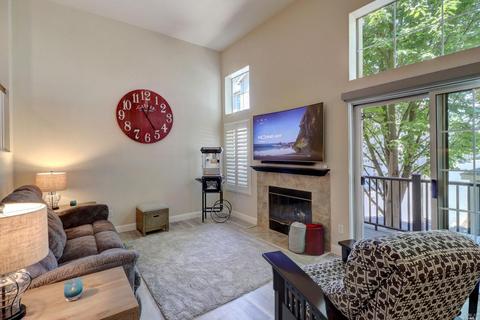 326 E St, Benicia, CA 94510 photo 6