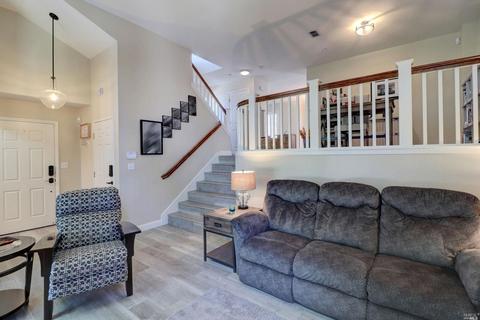 326 E St, Benicia, CA 94510 photo 8