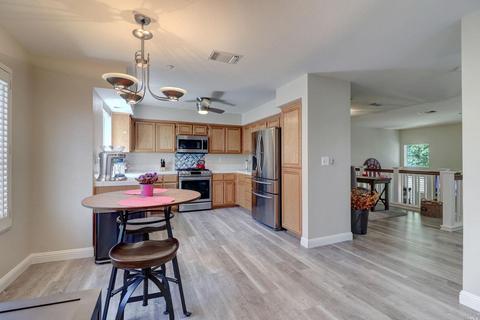 326 E St, Benicia, CA 94510 photo 12
