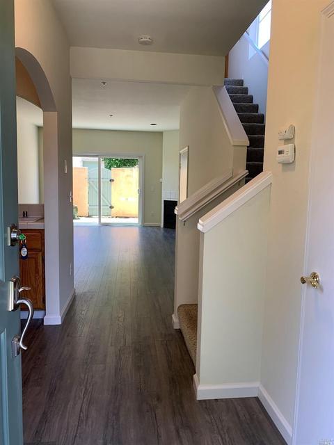 9 Bridgegate Way, Napa, CA 94559 photo 2