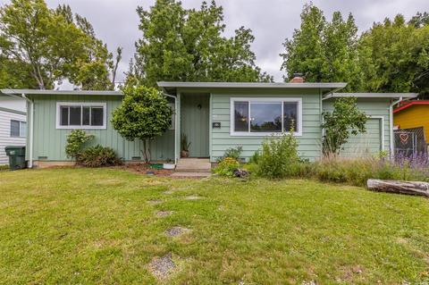 107 Mill Creek Dr, Willits, CA 95490 photo 1