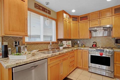 161 Mitchell Ct, Vallejo, CA 94589 photo 11