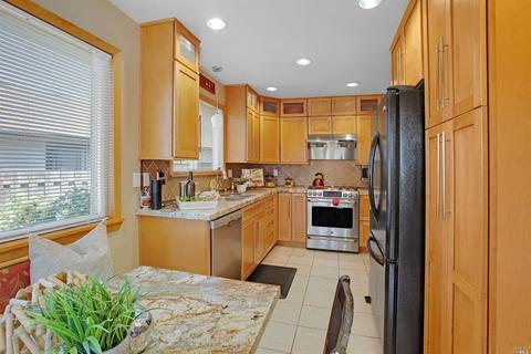161 Mitchell Ct, Vallejo, CA 94589 photo 10
