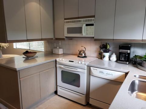 429 Freeway Dr, Napa, CA 94558 photo 4