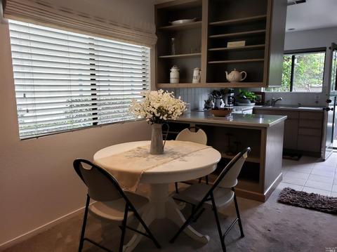 429 Freeway Dr, Napa, CA 94558 photo 3