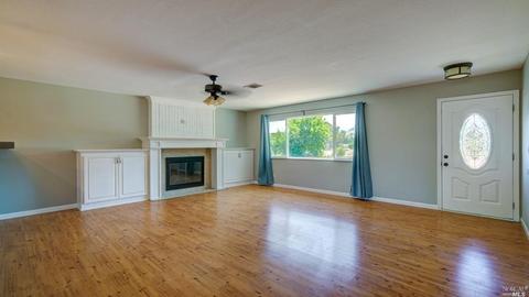 7352 Stocking Ln, Vacaville, CA 95688 photo 4