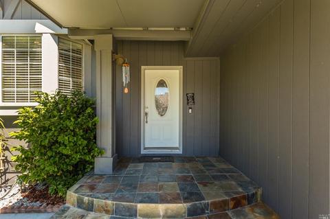 2642 Burrell Dr, Fairfield, CA 94533 photo 6