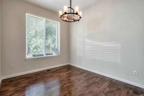 8904 Oakfield Ln, Windsor, CA 95492 photo 19