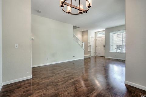 8904 Oakfield Ln, Windsor, CA 95492 photo 18