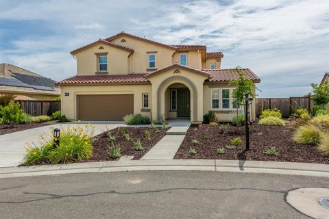 664 Elderberry Loop, Vacaville, CA 95688 photo 2