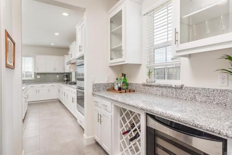 664 Elderberry Loop, Vacaville, CA 95688 photo 12