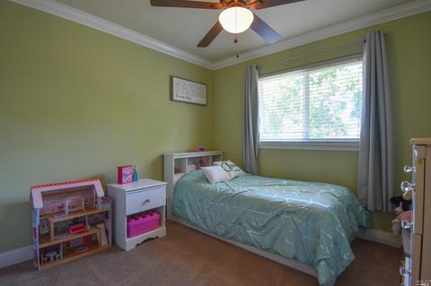 545 E Creekside Cir, Dixon, CA 95620 photo 38