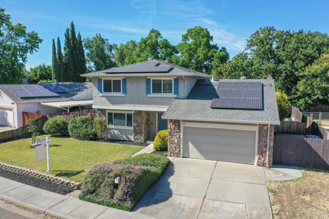 545 E Creekside Cir, Dixon, CA 95620 photo 4